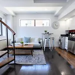 809-6B 2Br Duplex Breathtaking Views Beauty