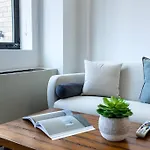 809-6B 2Br Duplex Breathtaking Views Beauty