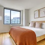 Lic 1Br W Wd Elevator Doorman Nr E River Nyc-850