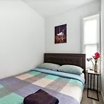 Homelike Suites In The Heart Of China Town