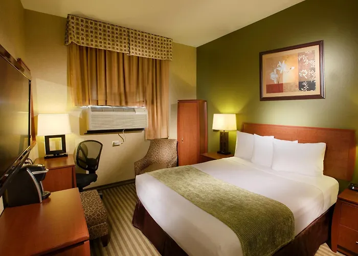 Hotel Q New York