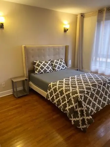 Stunning 1 Bedroom Apartment In Dumbo, Brooklyn