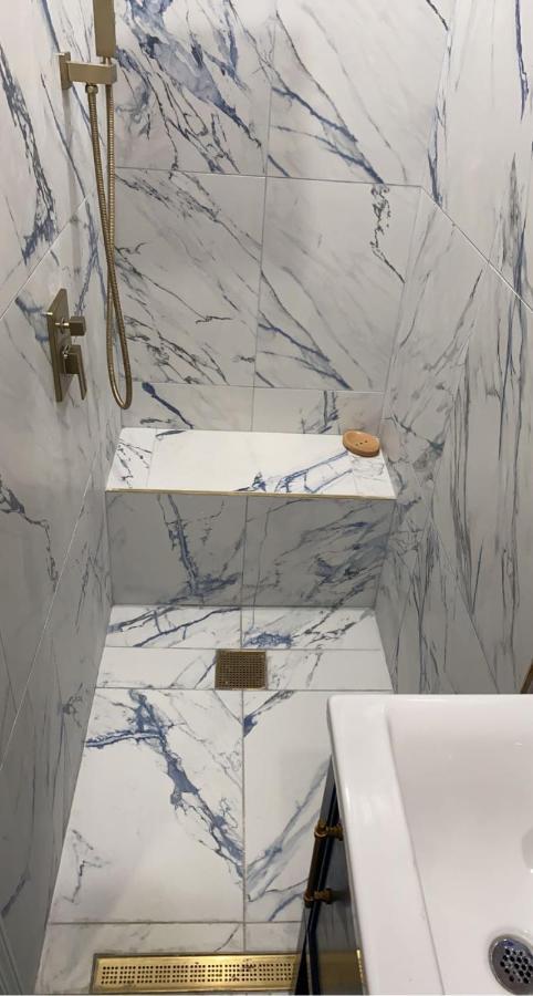 Apartment Harlem Brownstone New York