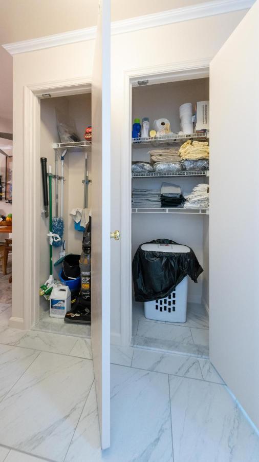 Two-bedroom Serviced Apartment: High-speed Wi-fi & Bi-monthly Housekeeping * New York
