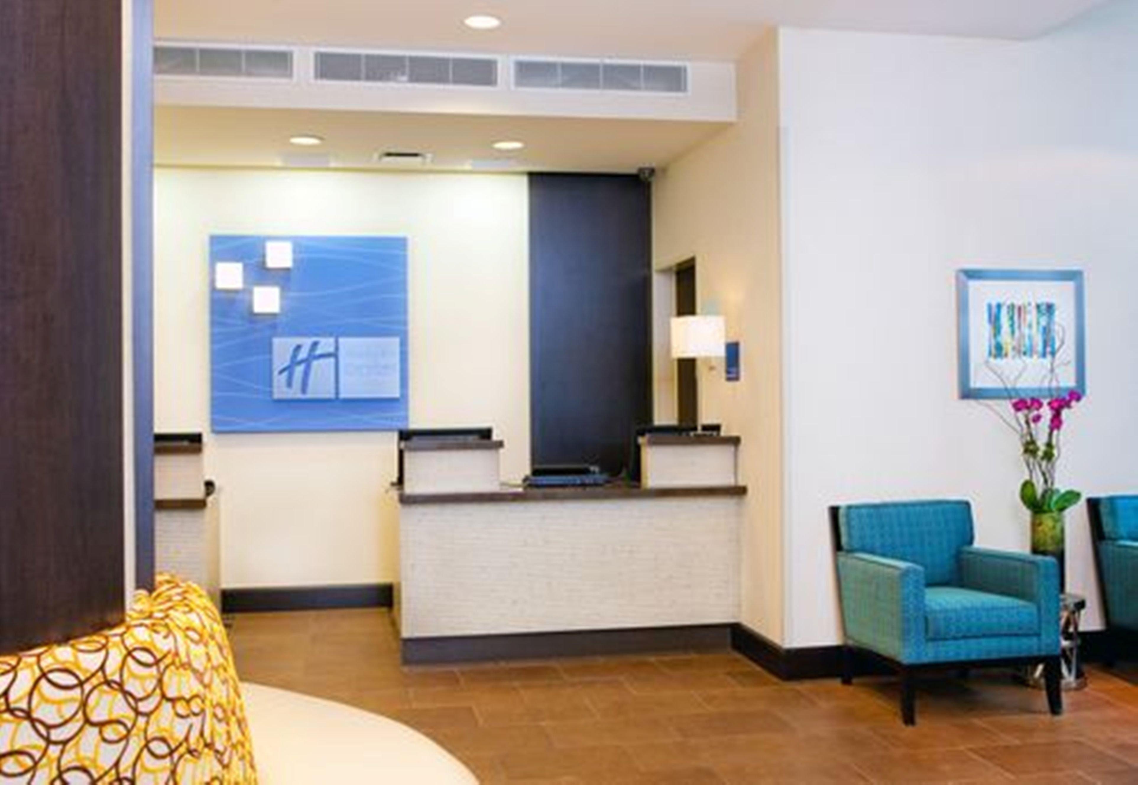 Hotel Express - Times Square South By Ihg New York