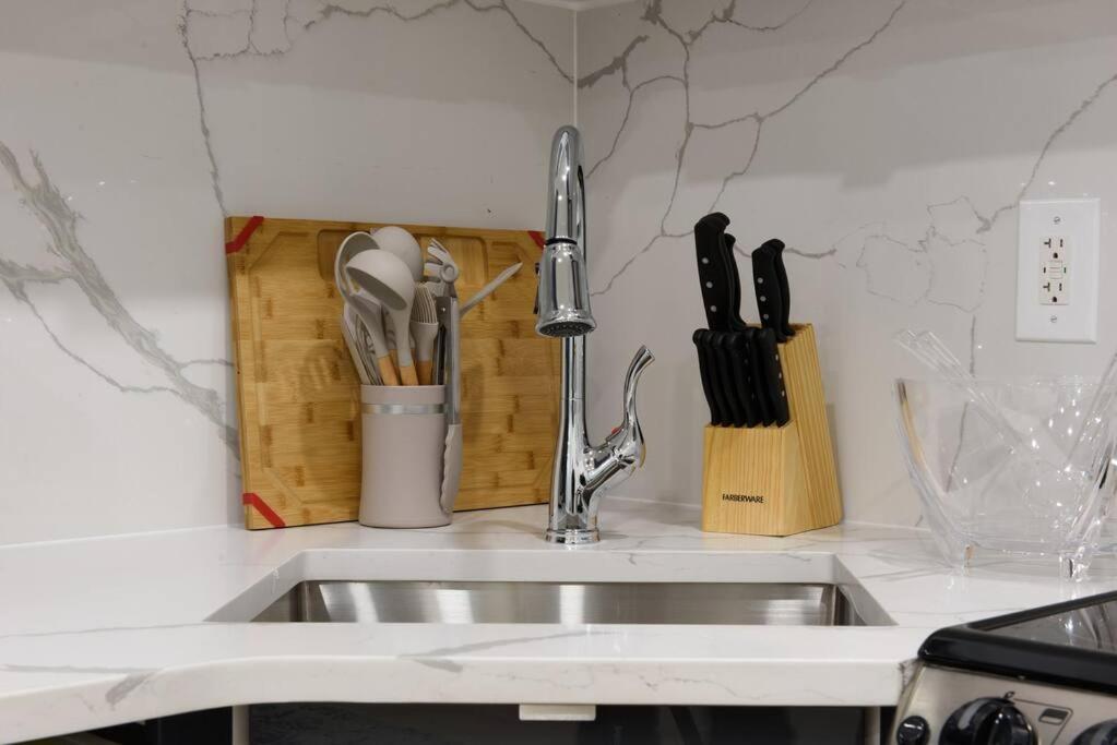 78-2d New Furnished 1br Wd Walk To Park Apartment New York