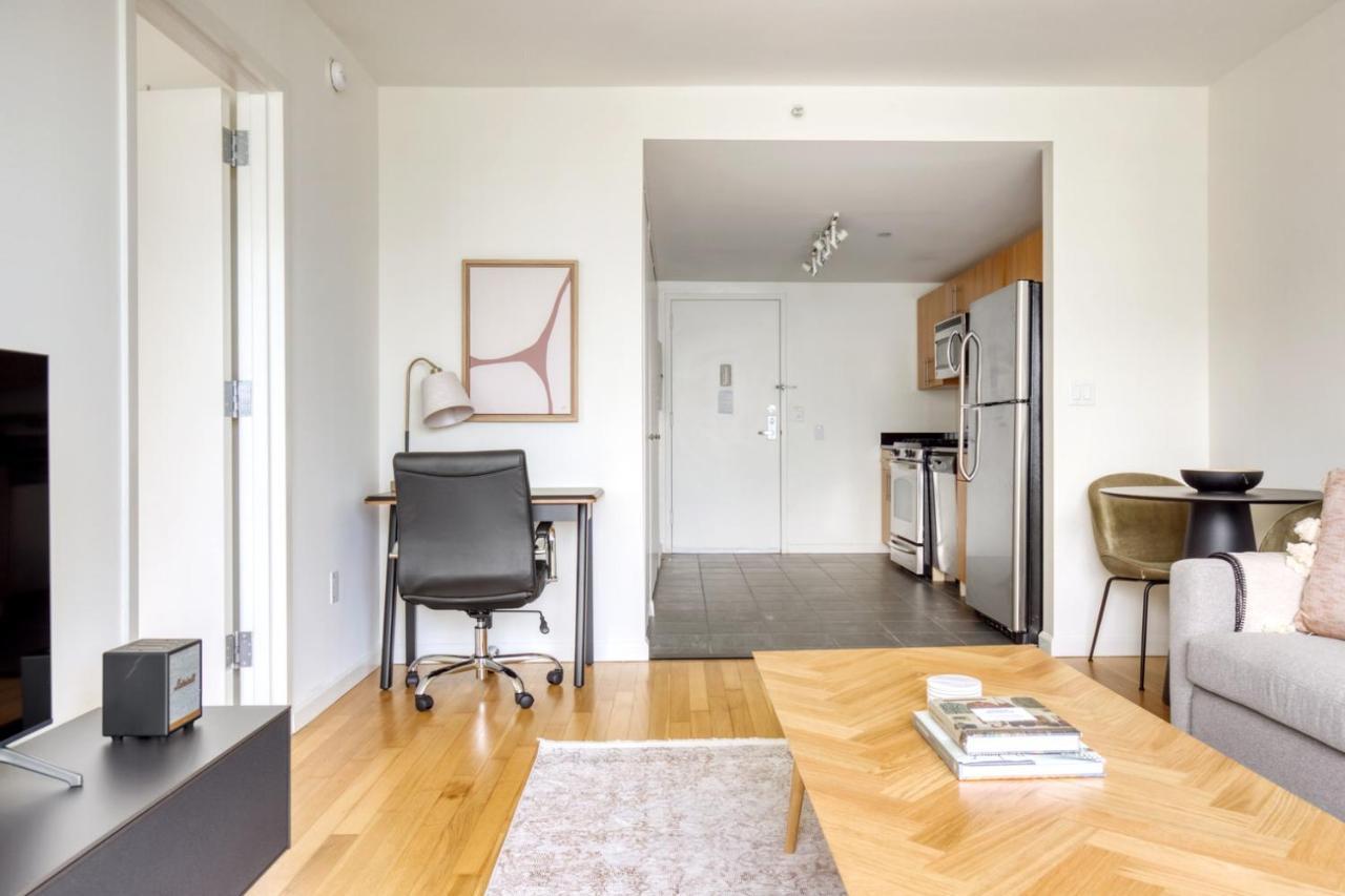 Lic 1br W Wd Elevator Doorman Nr E River Nyc-850 New York