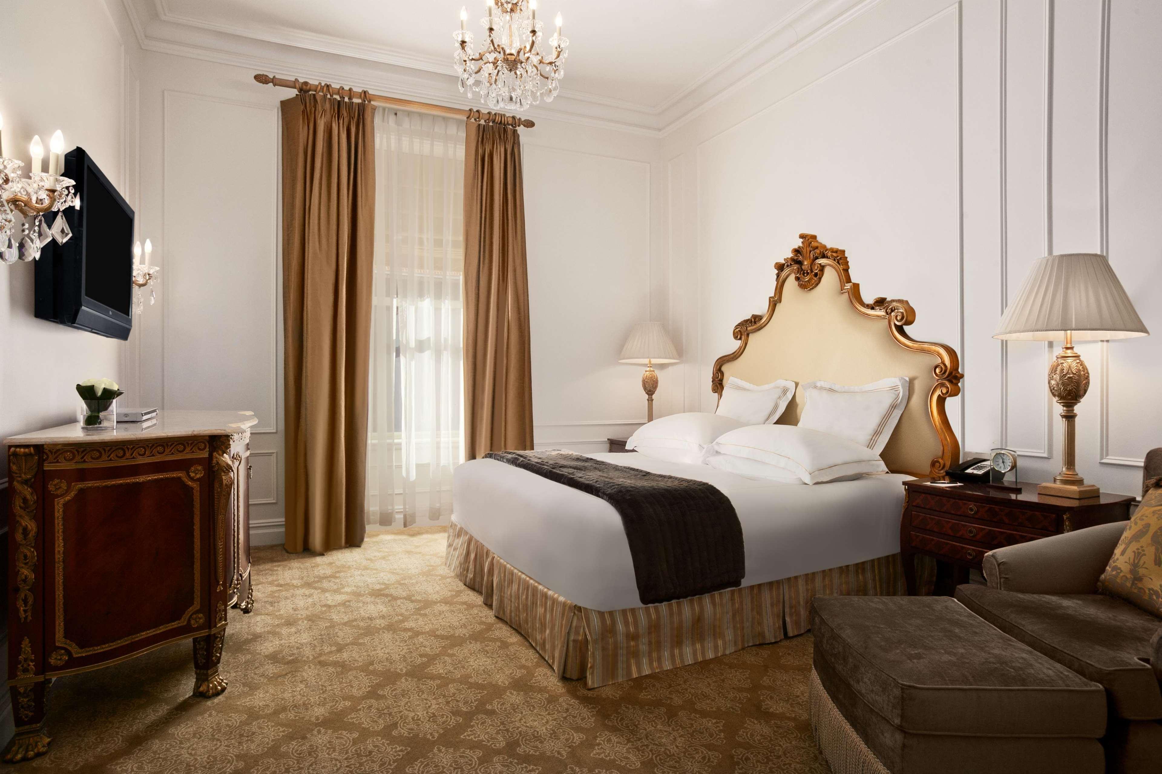 The Plaza Hotel 5*