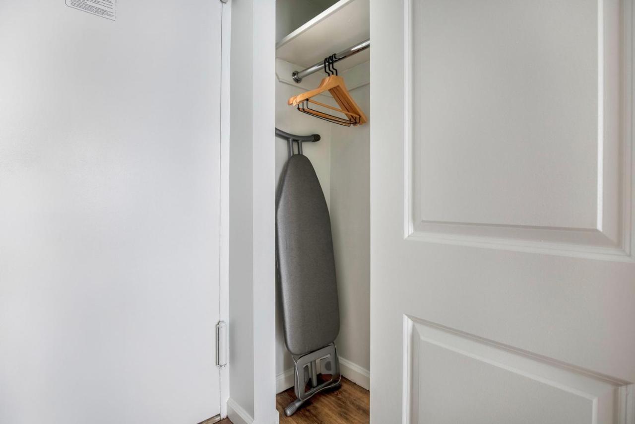 Apartment Midtown E 1br W Dm Elevator Nr Bloomingdales Nyc-1199 New York