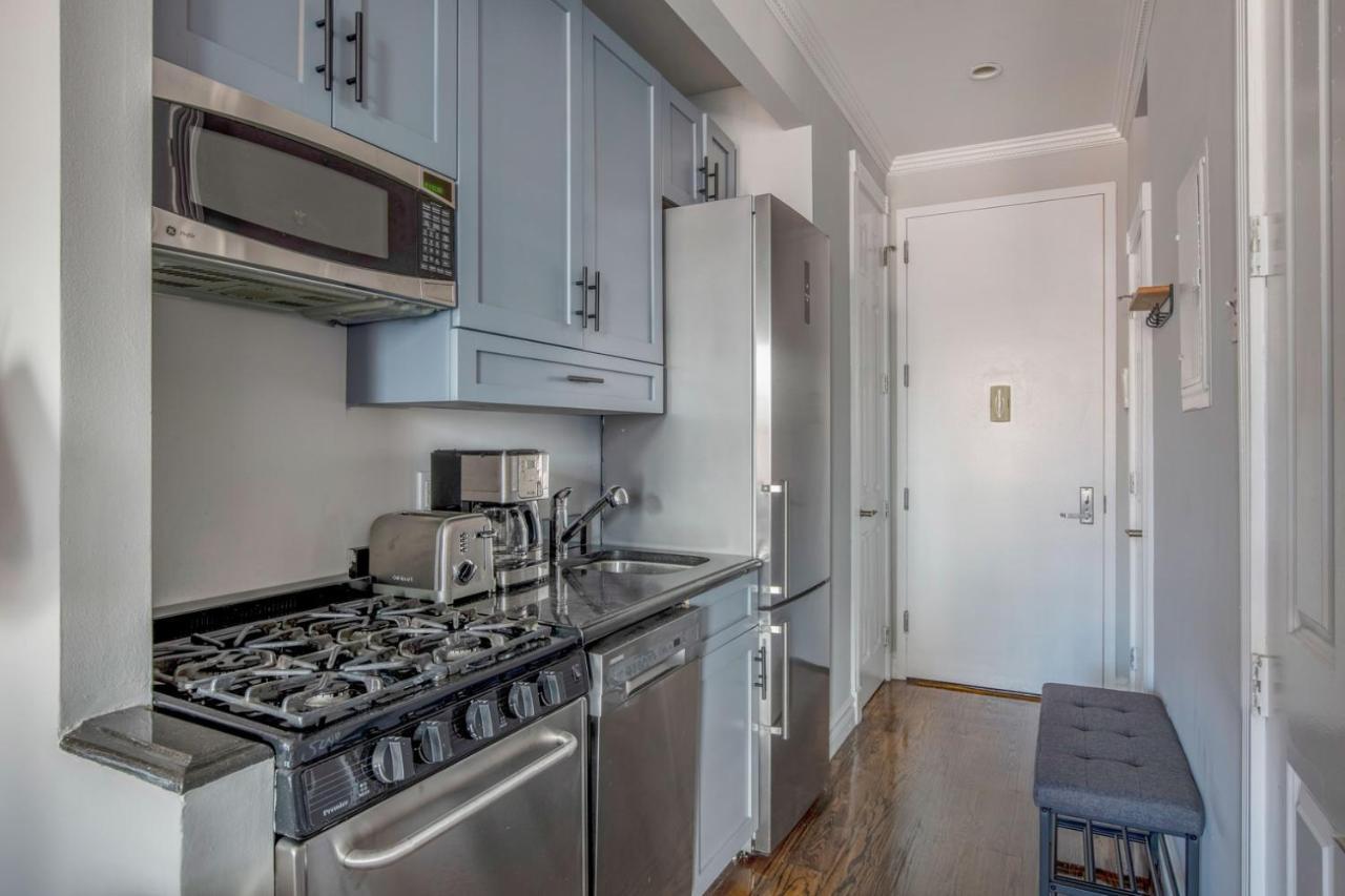 Apartment East Village 2br W Wd Nr Groceries Nyc-1221 *