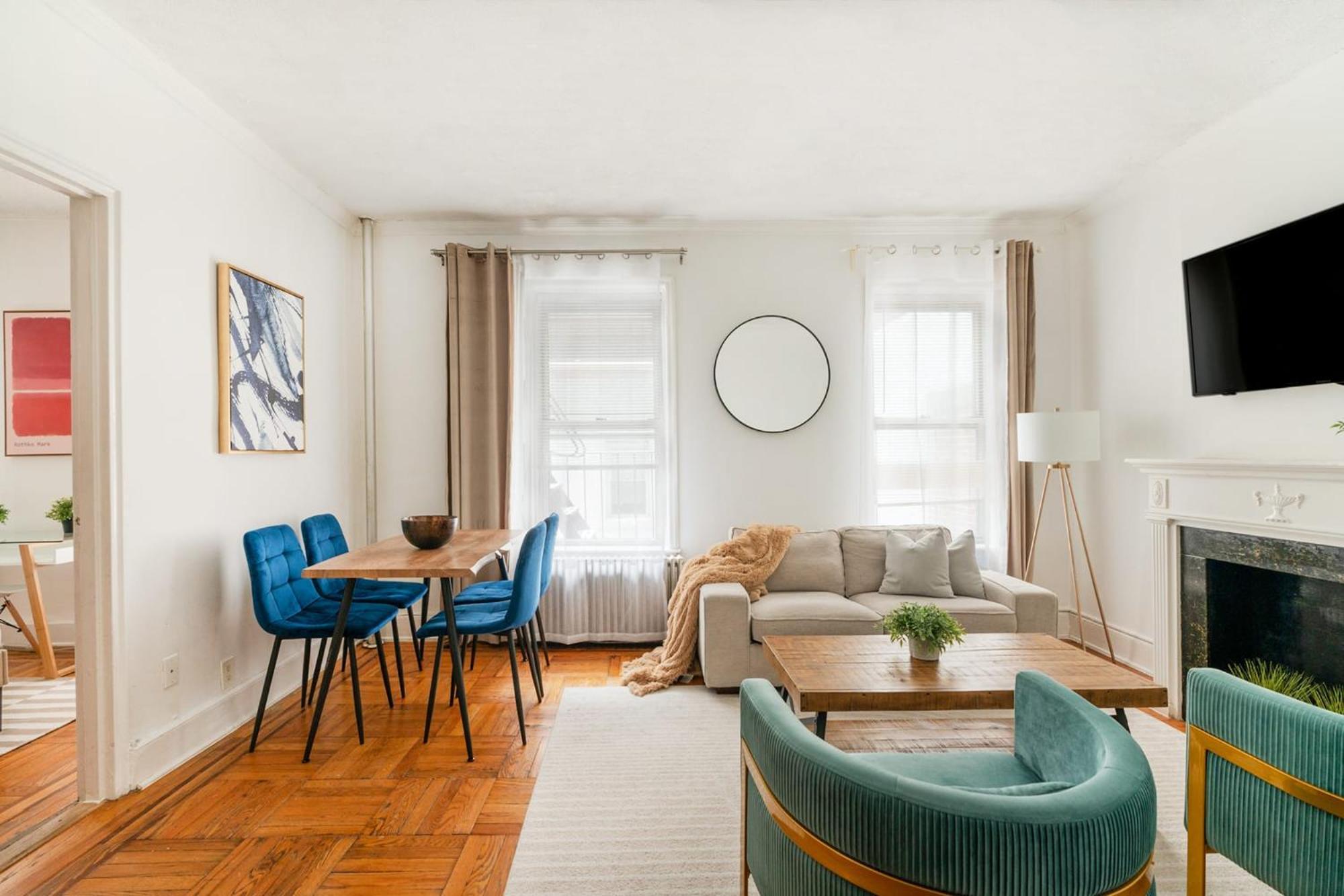 61-2c Prime Ues 2br Newly Furnished Value Apartment