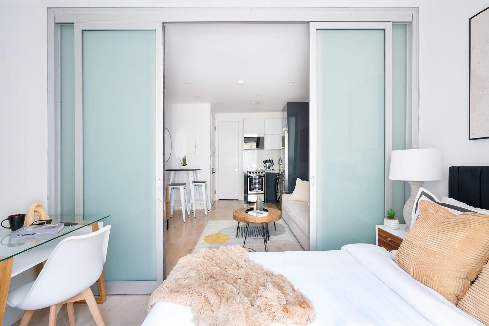 78-3c Newly Renovated 1br Wd Walk 2 Park
