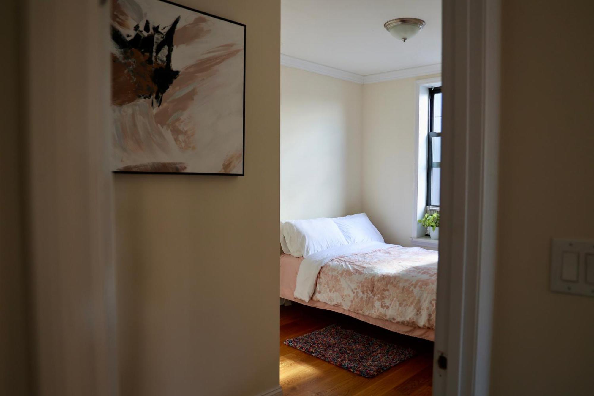 Modern 4 Bedroom In Apartamento