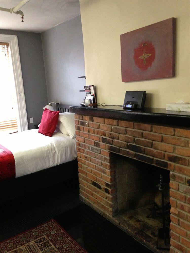 Colonial House 3* Nova York