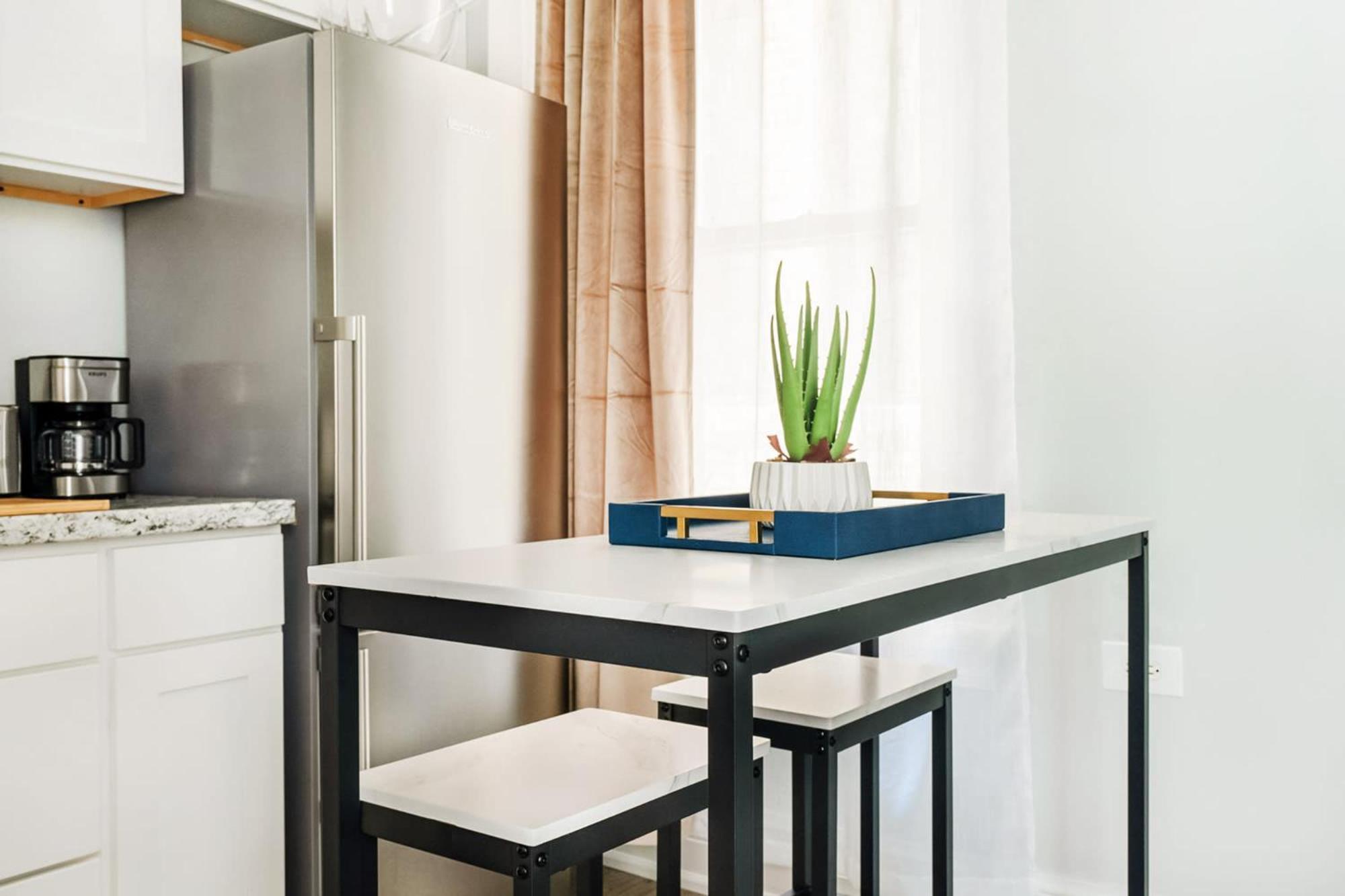 73-1406 New 1br 1bth Uws Doorman Gym * Nova York
