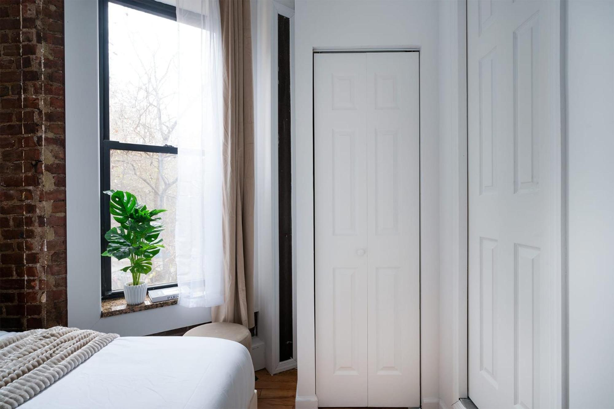 153-1g Newly Renovated 2br Lower East Side Nova York