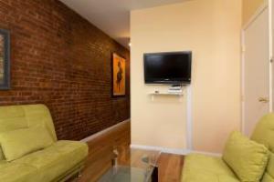 49th St And 9th Ave - 3 Bedroom