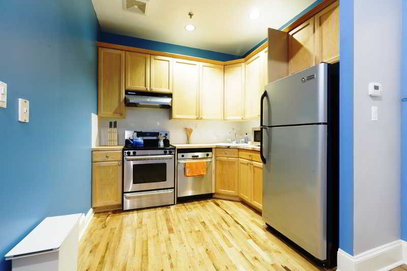 Habitat 101brooklyn Apartment
