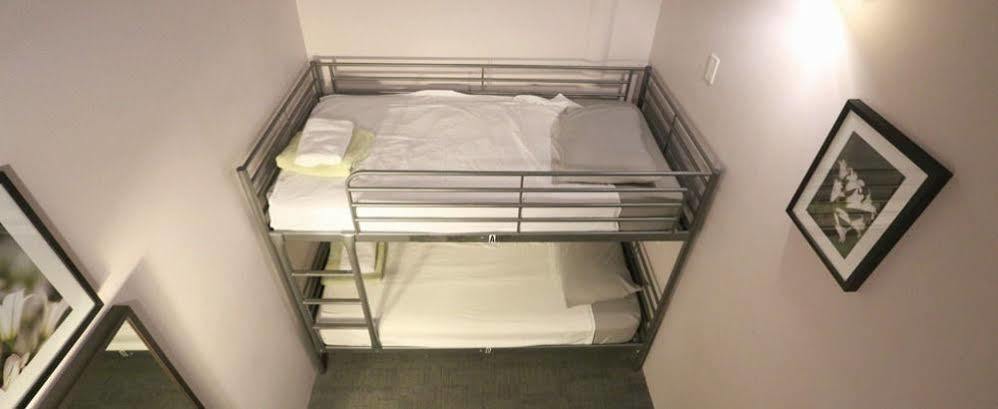 Hotel B And New York