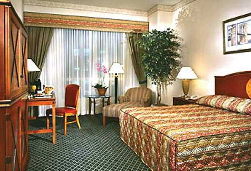 Hotel Marriott At The Brooklyn Bridge New York
