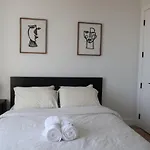 Spacious 2-Bedroom Apartment With Rooftop