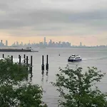 Studio By New York Harbor