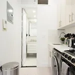 62-3A New Prime Ues W D In Unit Walk 2 C Park