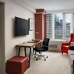 Hilton Garden Inn West 35th Street