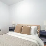 Chic 3Br With 3 Beds And 1 Bath Steps From The Vibrant Stone Street District