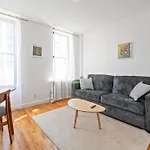 Lovely Apt Near Central Park