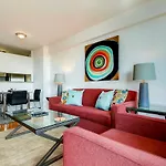 Bluebird Suites In Midtown West