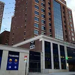Comfort Inn & Suites - Kew Gardens Near La Guardia Airport
