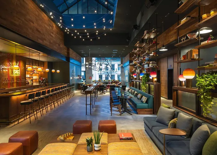 Moxy Nyc Downtown