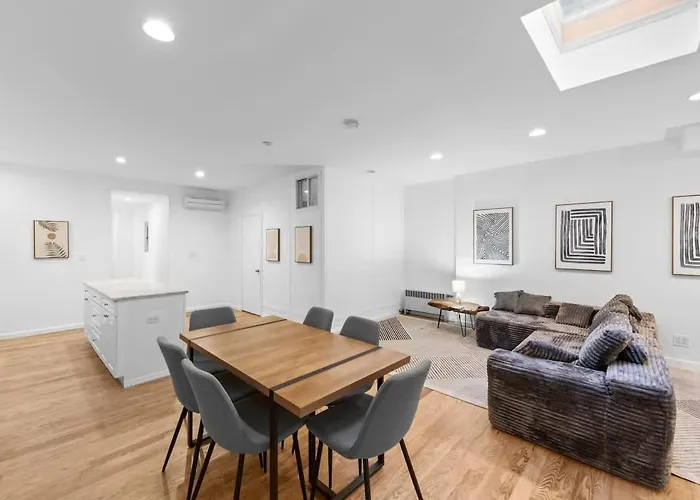 105- 4Brs In The Heart Of The East Village