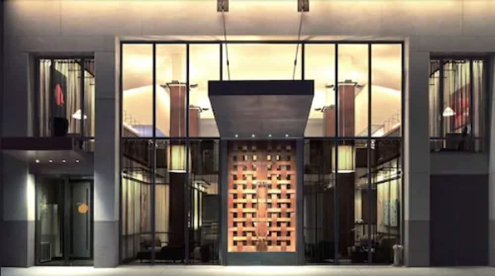 Hotel Chambers Hotel Central Park South, Sonder