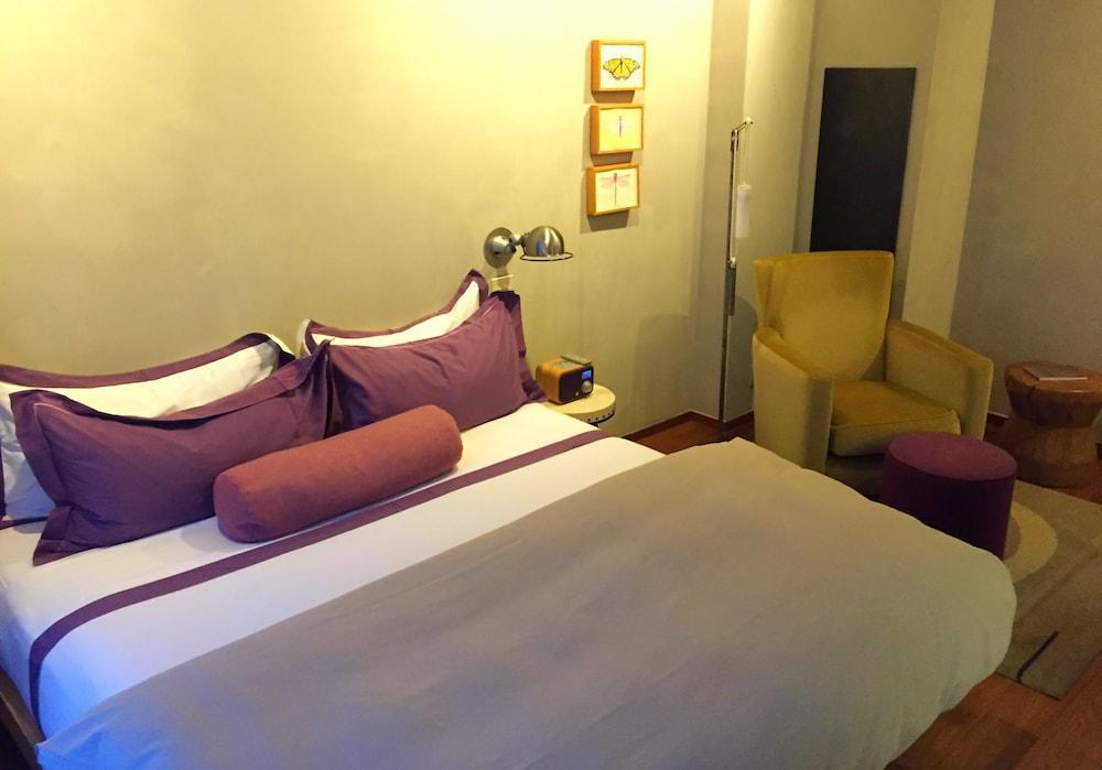 Chambers Hotel Central Park South, Sonder 4*