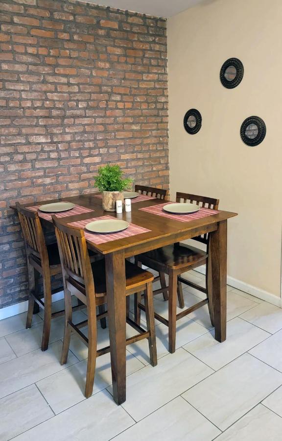 Apartment Bright & Cozy East Williamsburg 2 Bedroom *