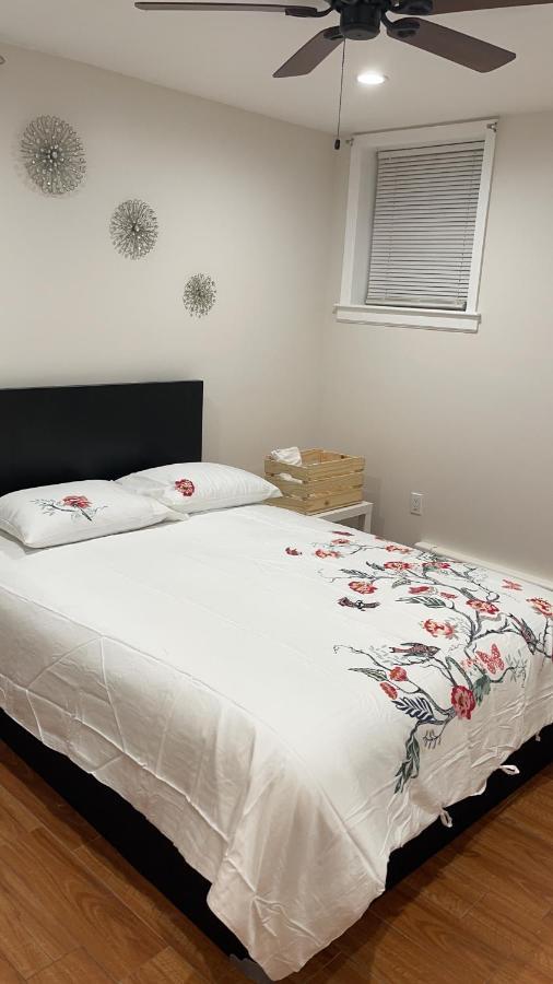 Lovely And Comfort 10 Min Lga,20 Min Manhattan Homestay *