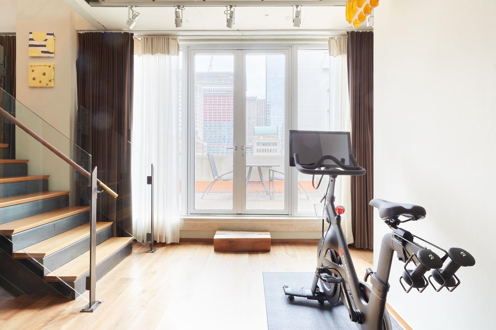 Chambers Hotel Central Park South, Sonder Hotel 4*