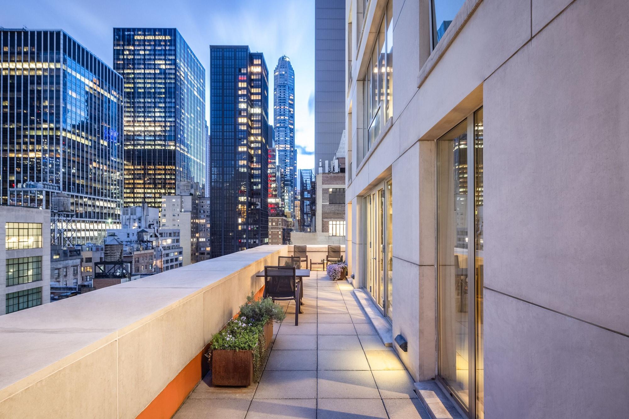 Chambers Hotel Central Park South, Sonder 4*