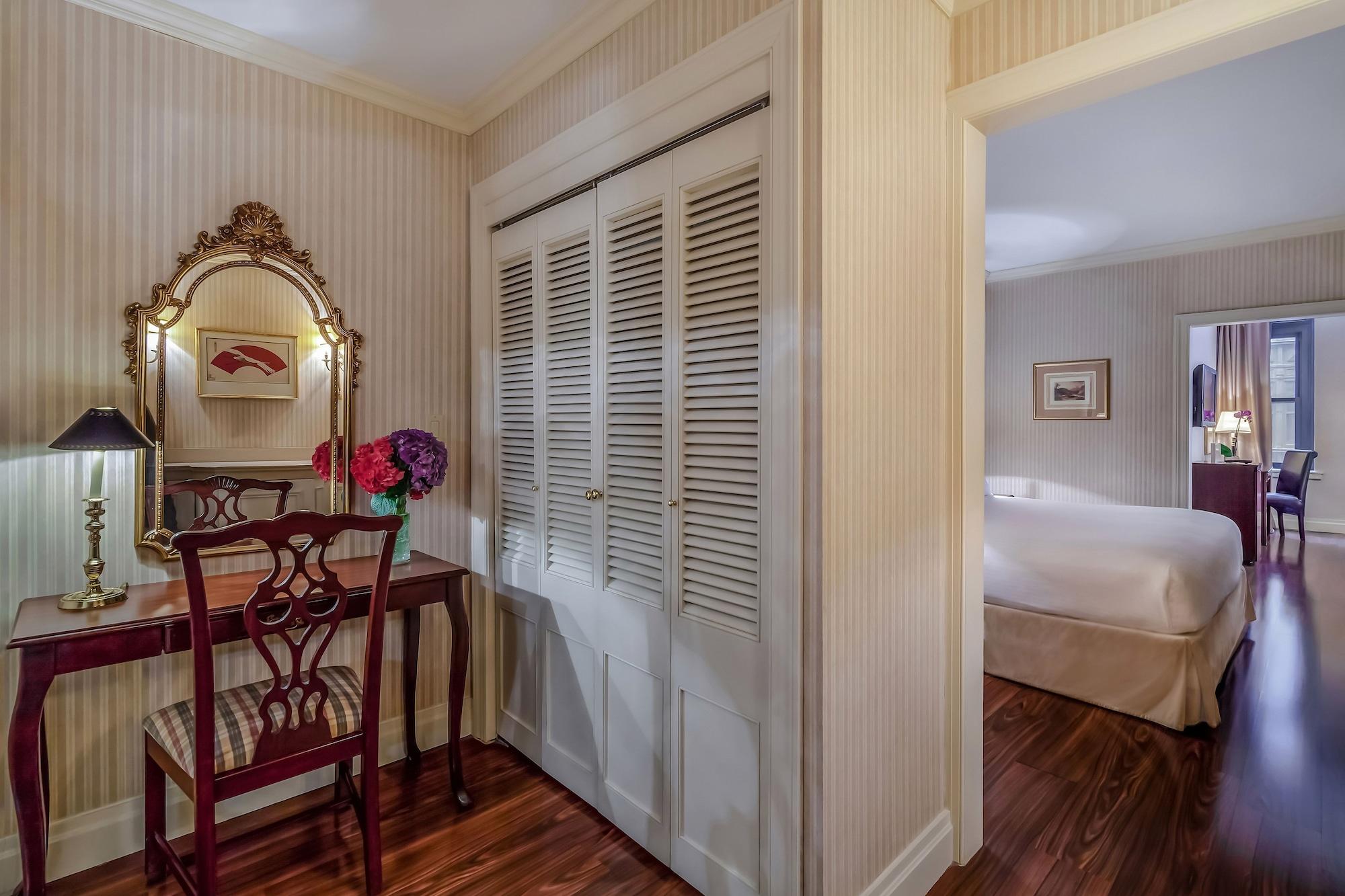 Hotel Avalon 4*