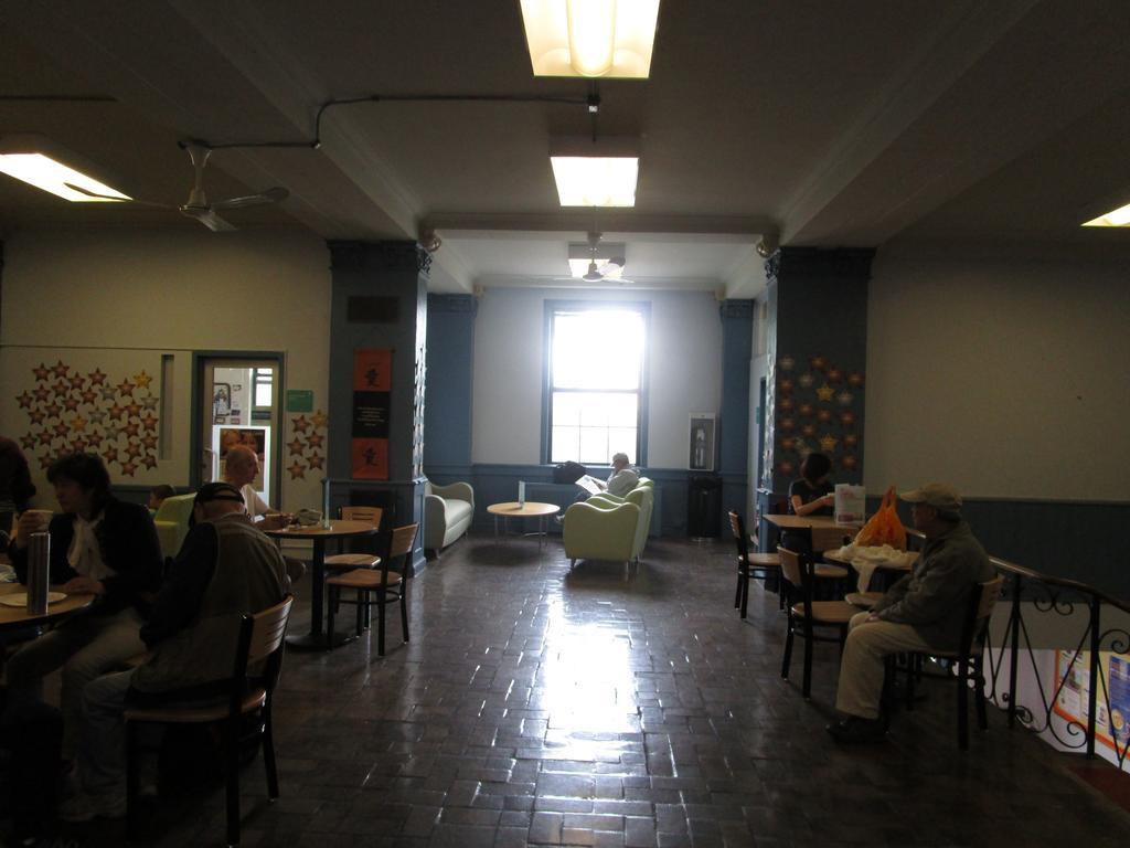 Hostel Flushing Ymca *