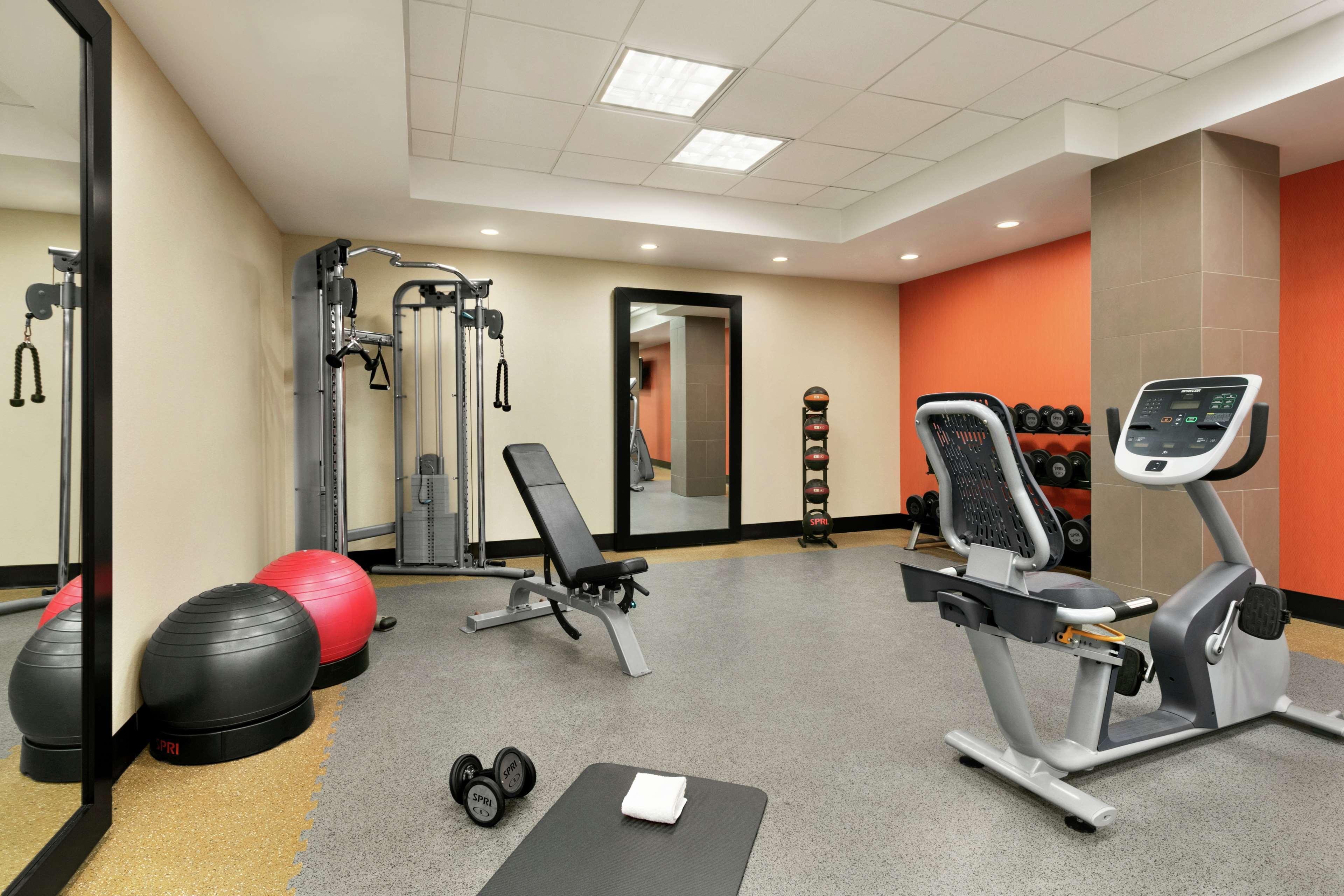 Home2 Long Island City/manhattan View Hotel 3*