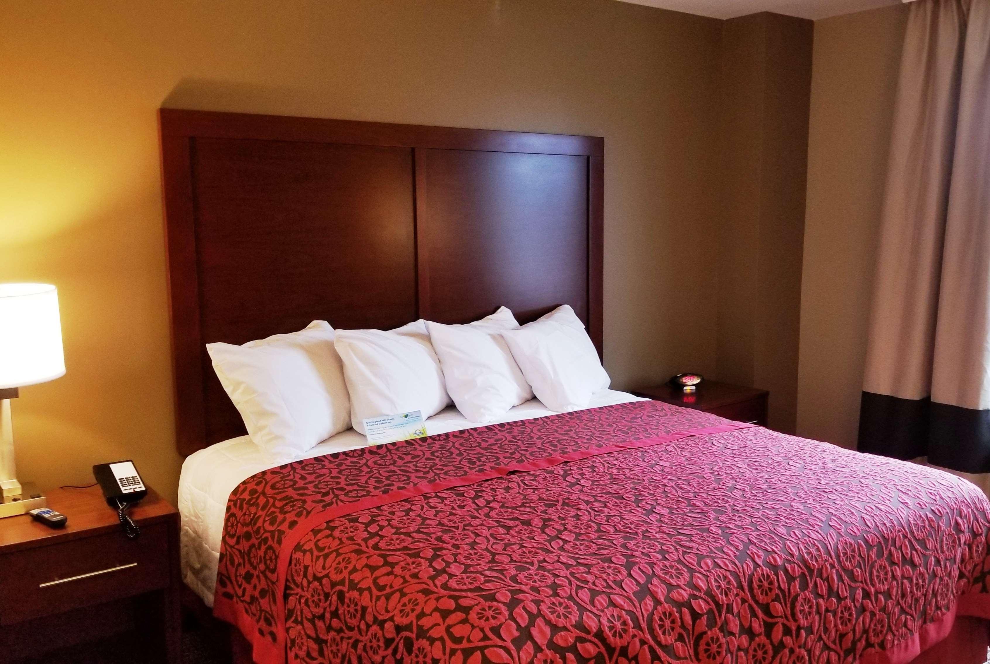 Days By Wyndham Brooklyn Marine Park Nova York