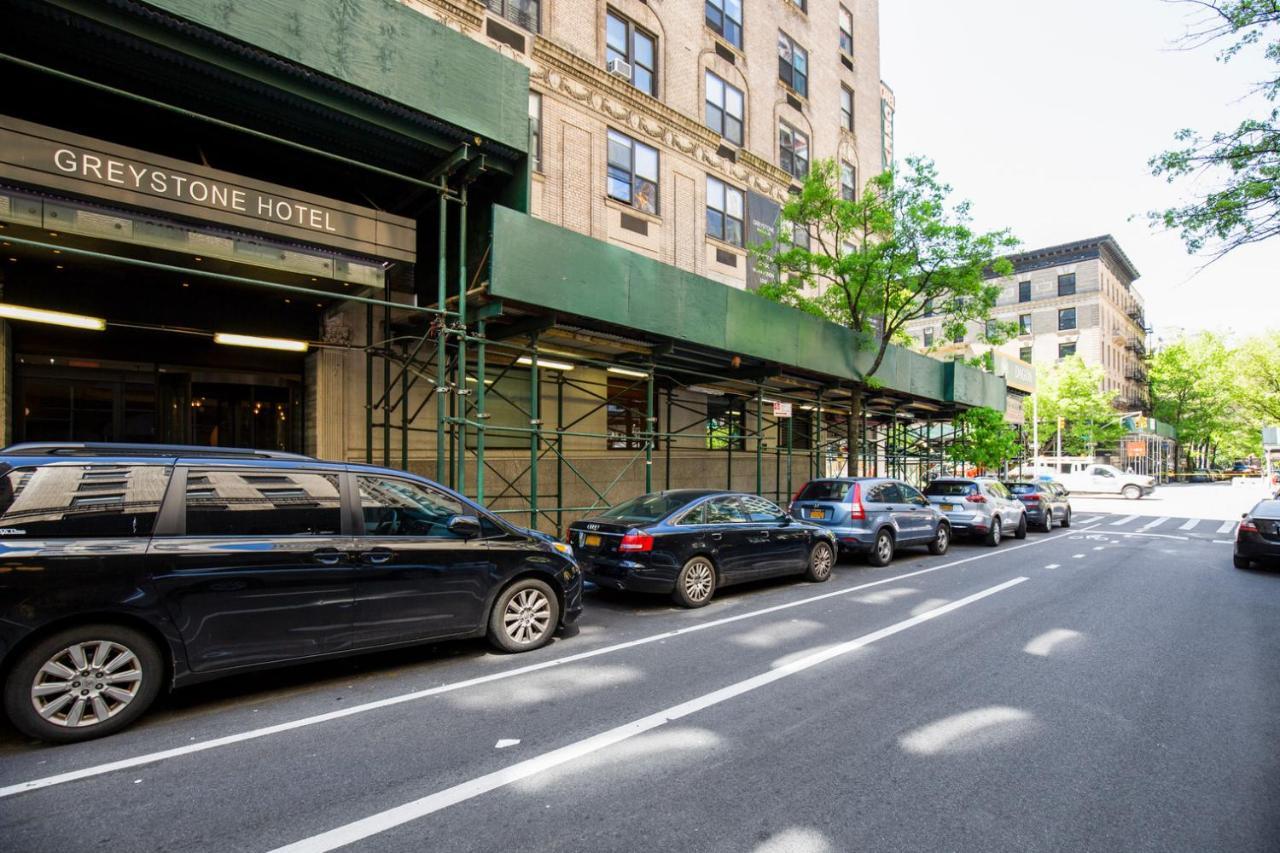 Uws 1br W Gym Doorman Nr Park Nyc-1100