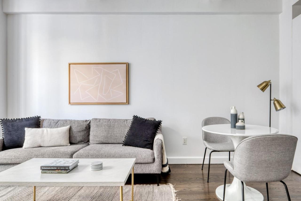 Uws 1br W Gym Doorman Nr Park Nyc-1100