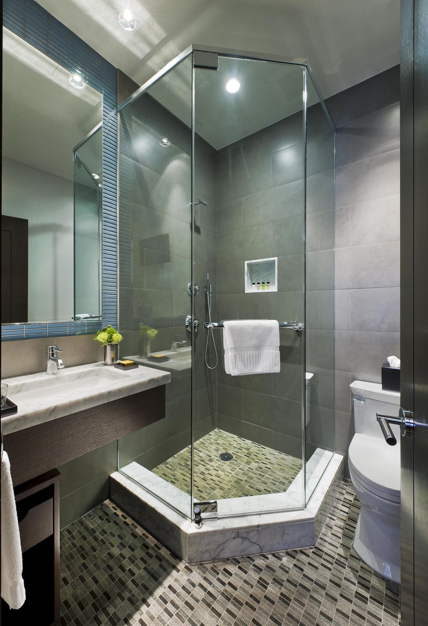 Hotel The Pearl 4*