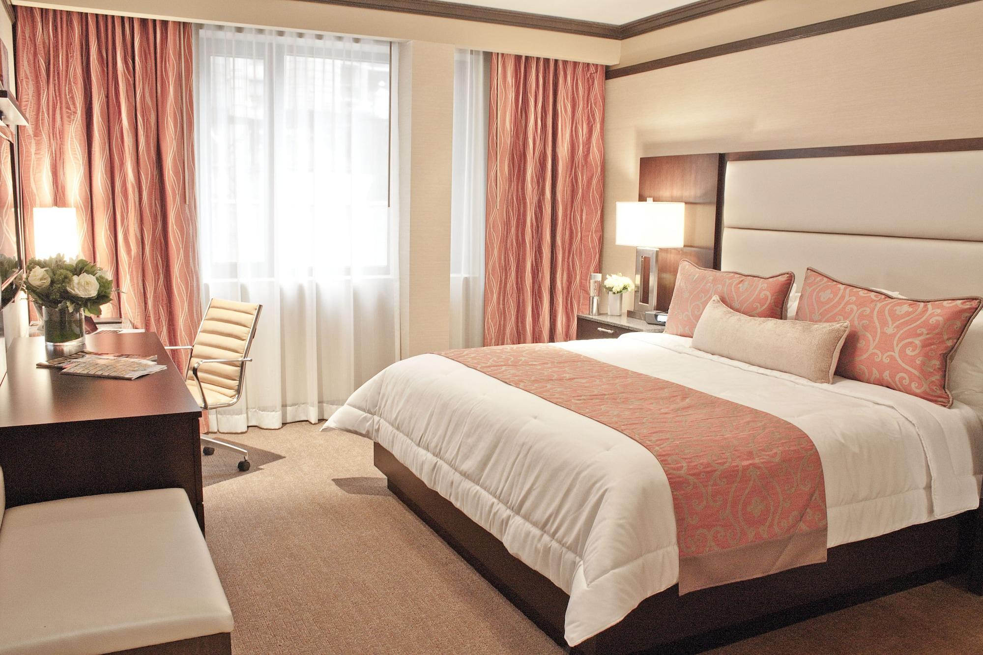 The Pearl 4*