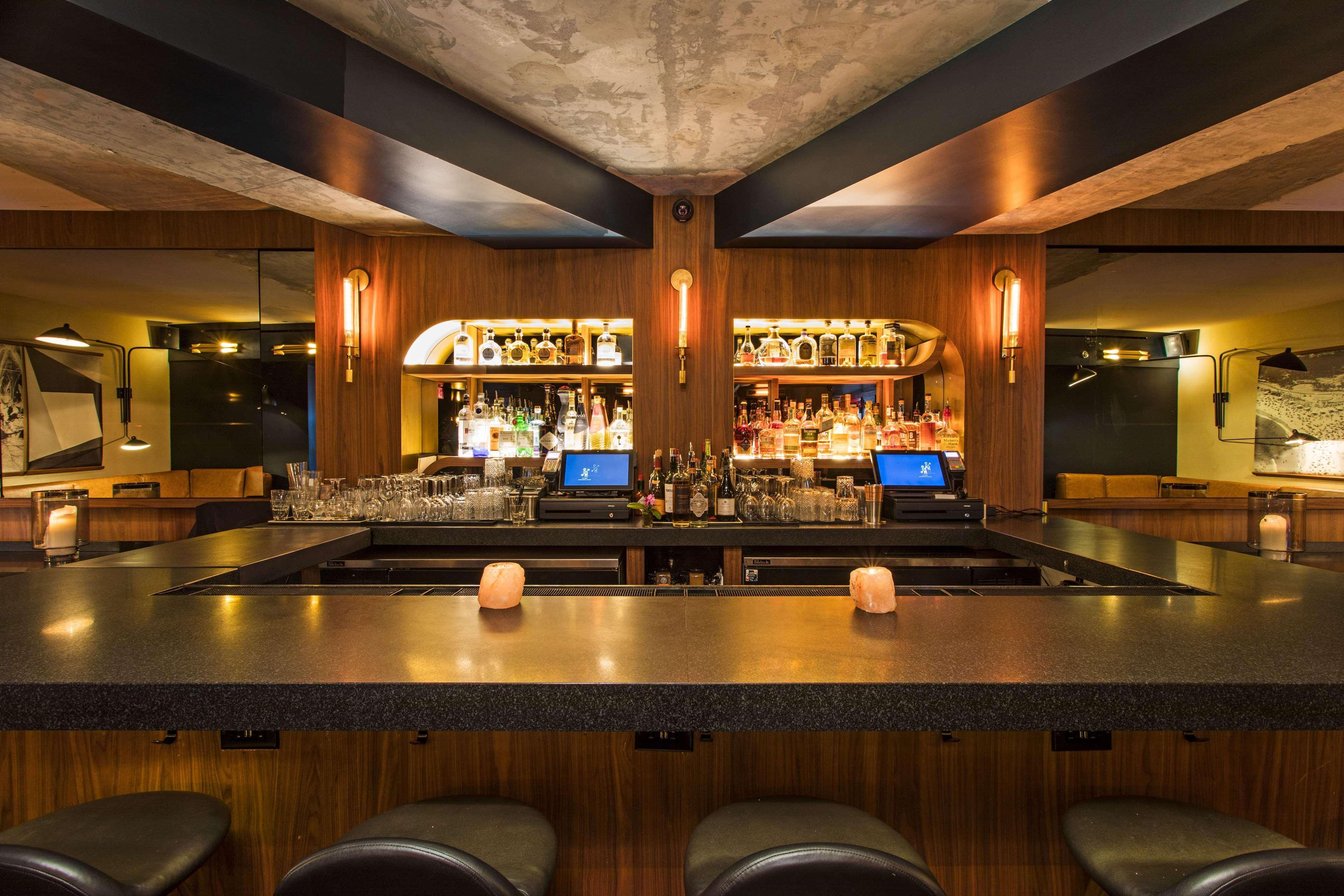 Henri Hotel