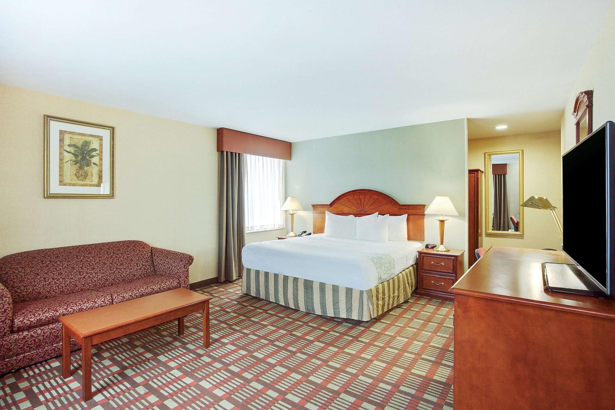 La Quinta By Wyndham Queens 3*